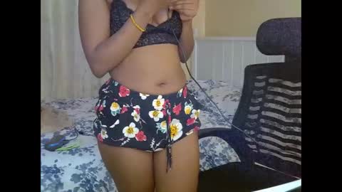 Snapshot of mariejuana_bliss chatting on 10-09-25, 11:25 mariejuana online show from 10-09-25, 11:25