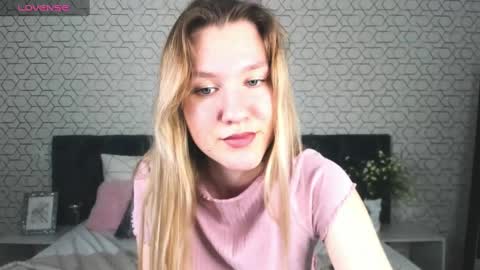 mariel_brown online show from 01-06-25, 05:59