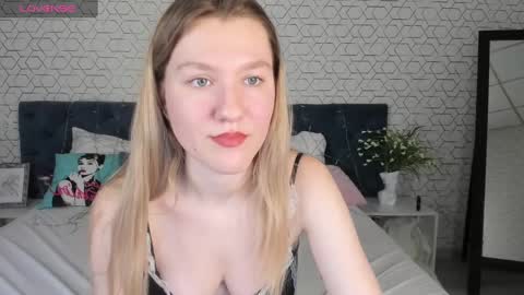 mariel_brown online show from 01-14-25, 06:17
