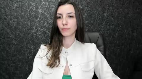 Snapshot of marielleanker chatting on 10-08-25, 11:52 marielleanker online show from 10-08-25, 11:52