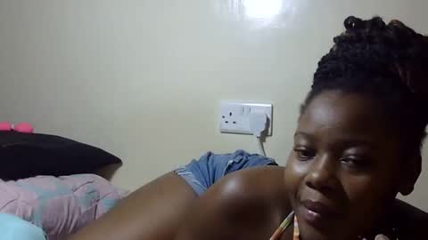 Snapshot of marielove51 chatting on 05-19-26, 02:01 Marie online show from 05-19-26, 02:01