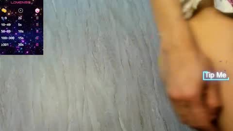 Marie online show from 02-22-25, 01:11