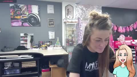 Snapshot of mariewaters chatting on 01-14-25, 12:22 Marie Ann Waters online show from 01-14-25, 12:22