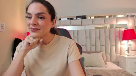 mariiahneedles online show from 10-23-25, 12:32