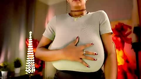 Nikita - Scroll down and read my bio please. New Pictures in Bio online show from 05-11-26, 07:03