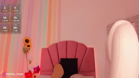 Snapshot of mariilyn_rouse_ chatting on 02-14-25, 10:58 Marilyn online show from 02-14-25, 10:58