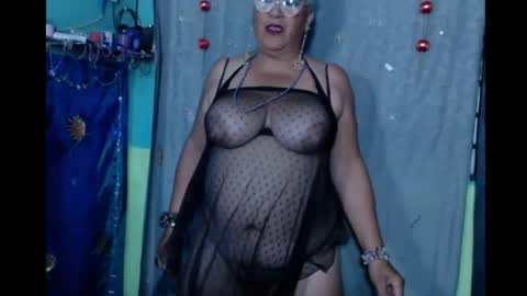 Snapshot of marilincarolina chatting on 01-19-25, 12:49 Marilin carolina online show from 01-19-25, 12:49