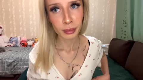 Amelia online show from 10-02-25, 12:23