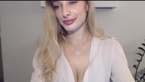 Snapshot of marilyndevilish chatting on 12-10-24, 09:54 MarilynDevilish online show from 12-10-24, 09:54