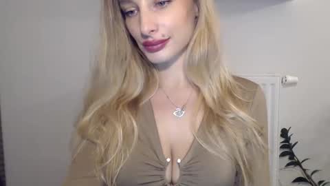 Snapshot of marilyndevilish chatting on 01-04-25, 12:16 MarilynDevilish online show from 01-04-25, 12:16