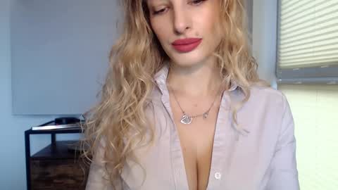 Snapshot of marilyndevilish chatting on 01-24-25, 08:34 MarilynDevilish online show from 01-24-25, 08:34