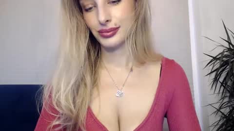 Snapshot of marilyndevilish chatting on 02-20-25, 04:25 MarilynDevilish online show from 02-20-25, 04:25