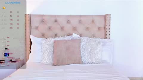 marilynrossy online show from 03-10-25, 02:39