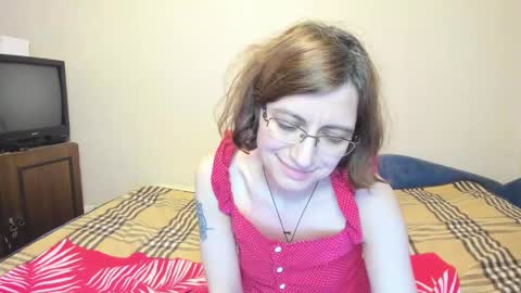 Snapshot of marilynspecial chatting on 01-04-25, 12:59 Marilyn online show from 01-04-25, 12:59