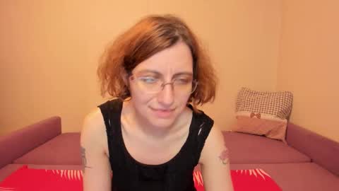 Snapshot of marilynspecial chatting on 09-14-25, 09:47 Marilyn online show from 09-14-25, 09:47