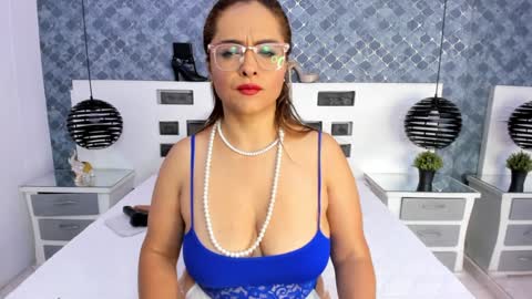 Snapshot of marilynvega77 chatting on 12-14-24, 03:51 Marilyn Vega online show from 12-14-24, 03:51