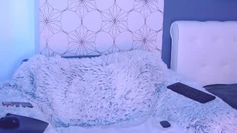Mary Mais online show from 01-17-25, 01:46