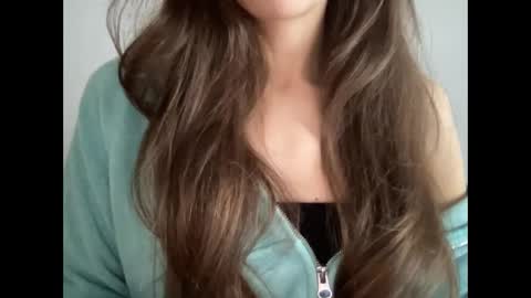 Snapshot of marinalovenow chatting on 02-20-25, 06:50 Marina online show from 02-20-25, 06:50