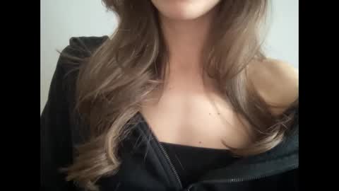 Snapshot of marinalovenow chatting on 03-12-25, 11:09 Marina online show from 03-12-25, 11:09