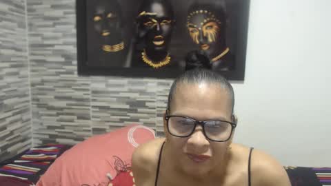 Snapshot of marinamilf chatting on 12-23-24, 03:01 Marina online show from 12-23-24, 03:01