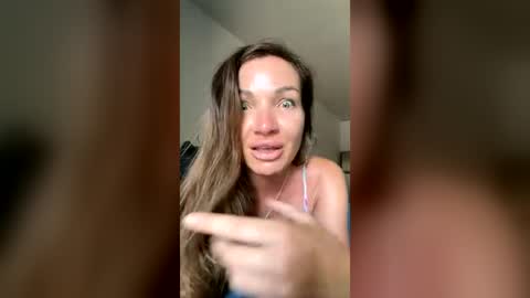 Snapshot of marinellasiberia chatting on 07-16-26, 10:05 marinellasiberia online show from 07-16-26, 10:05