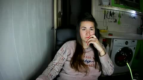 Snapshot of marinettaqhot chatting on 12-25-24, 08:28 MarinettaQhot online show from 12-25-24, 08:28