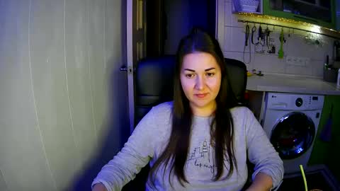 Snapshot of marinettaqhot chatting on 12-27-24, 12:39 MarinettaQhot online show from 12-27-24, 12:39