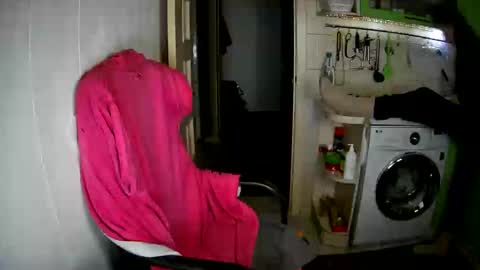 Snapshot of marinettaqhot chatting on 01-06-25, 06:20 MarinettaQhot online show from 01-06-25, 06:20
