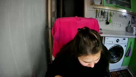 Snapshot of marinettaqhot chatting on 01-11-25, 01:22 MarinettaQhot online show from 01-11-25, 01:22