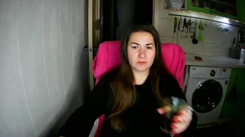 Snapshot of marinettaqhot chatting on 01-12-25, 12:39 MarinettaQhot online show from 01-12-25, 12:39
