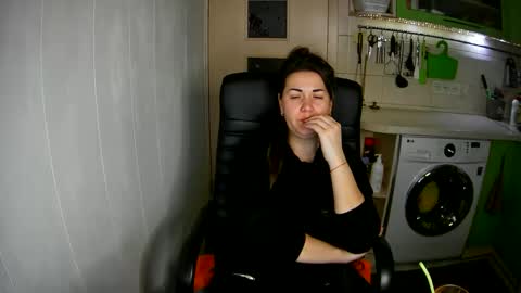Snapshot of marinettaqhot chatting on 02-03-25, 12:58 MarinettaQhot online show from 02-03-25, 12:58