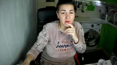 Snapshot of marinettaqhot chatting on 02-09-25, 12:06 MarinettaQhot online show from 02-09-25, 12:06