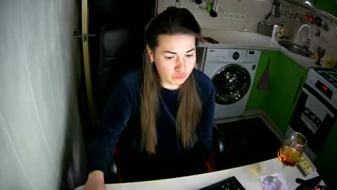 Snapshot of marinettaqhot chatting on 02-16-25, 05:48 MarinettaQhot online show from 02-16-25, 05:48