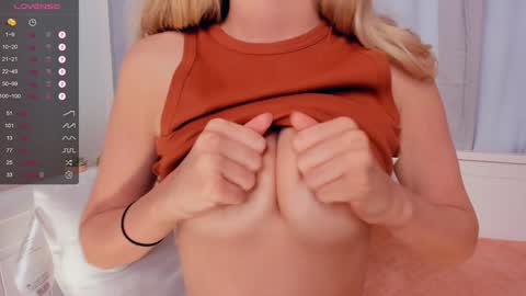 Alivia. online show from 12-10-24, 09:44