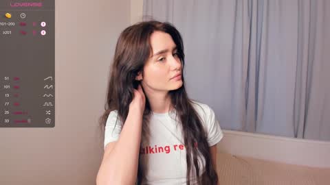 Alivia. online show from 01-19-25, 06:09