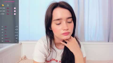 Alivia. online show from 01-19-25, 12:17