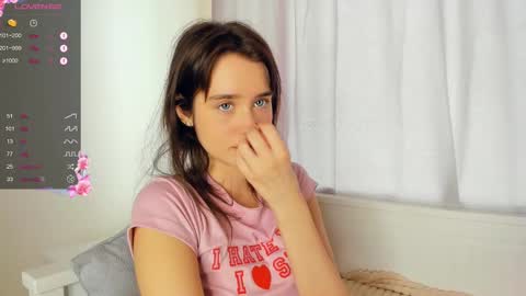 Alivia. online show from 02-20-25, 06:28
