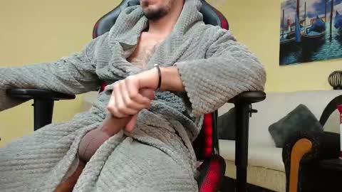 marioslim online show from 12-27-24, 11:50