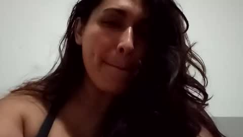 Mariposa Nocturna online show from 02-11-26, 02:27