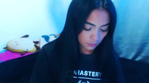 marisa online show from 12-10-24, 02:05