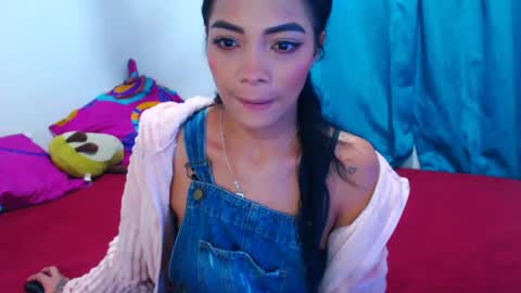 marisa online show from 02-12-25, 01:09