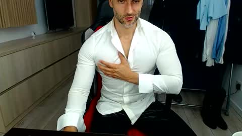 MarisMuscle online show from 09-19-25, 07:14