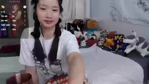 Snapshot of marissapeach chatting on 10-12-25, 02:49 MarissaPeach online show from 10-12-25, 02:49