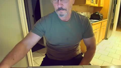 Snapshot of mark48130 chatting on 02-28-25, 12:54 Mark online show from 02-28-25, 12:54