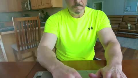 Snapshot of mark48130 chatting on 03-08-25, 07:09 Mark online show from 03-08-25, 07:09