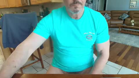 Snapshot of mark48130 chatting on 03-12-25, 03:18 Mark online show from 03-12-25, 03:18