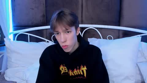 Snapshot of mark_branston chatting on 10-03-25, 11:07 Mark online show from 10-03-25, 11:07