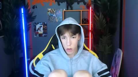 Snapshot of mark_branston chatting on 11-10-25, 10:47 Mark online show from 11-10-25, 10:47