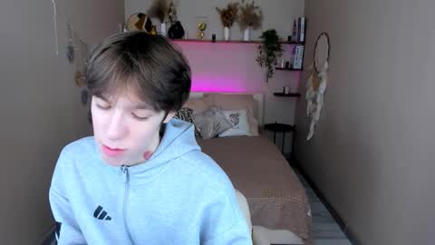 Snapshot of mark_branston chatting on 03-13-26, 02:45 Mark online show from 03-13-26, 02:45