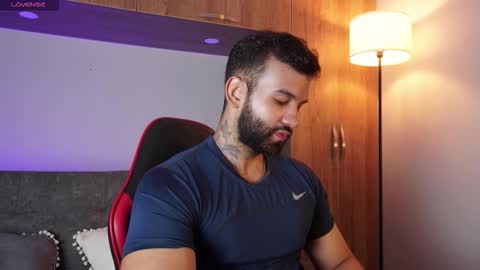 Mark online show from 01-06-26, 11:51